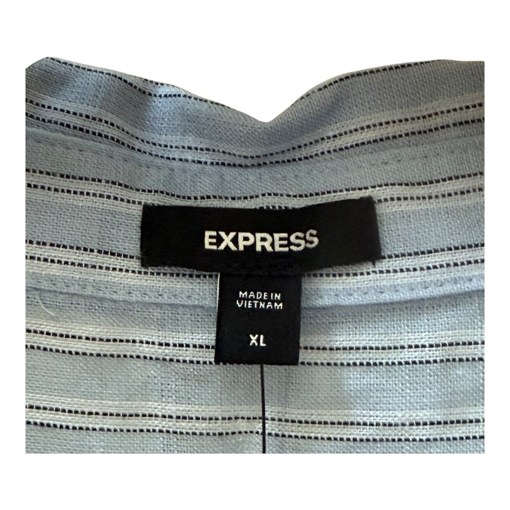 NWT Express Women’s Blue White Pinstripe Collared Sleeveless Top! XL! - Picture 4 of 6